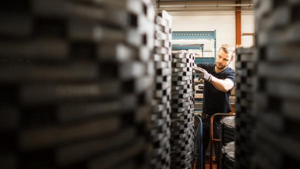 Safran veut augmenter sa production de freins carbone de 25 % d'ici 2037.