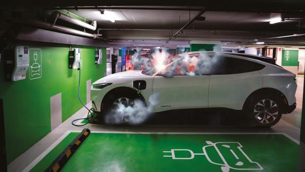 Desautel innove contre les incendies de véhicules électriques