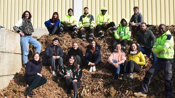 Une partie de l'équipe des Alchimistes Lyon - bref eco