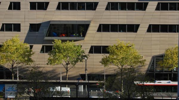 Quartier Lyon-Confluence : le siège de la Région Auvergne Rhône-Alpes