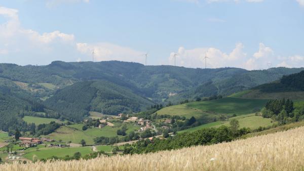 La projet éolien du Beaujolais Vert est situé à Valsonne, dans la communauté d’agglomération de l’ouest rhodanien.