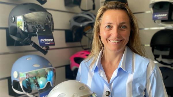 Originaire de Savoie, Sandra Arbet dirigeait un réseau au sein d’une banque tandis que son mari est propriétaire d’un magasin de sport en montagne.