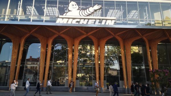 Michelin accélère sa croissance avec l’acquisition de Cooley Group et de Tex Tech Industries, deux leaders des marchés de tissus enduits et textiles techniques.