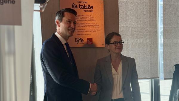François Mary et Isabelle Huault inaugurent leur nouvelle brasserie sur le Campus de l'EM Lyon