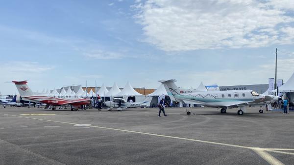 L’aéronautique recrute !