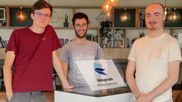 Baptiste Capelle, Valentin Briset et Vianney Bartnig étaient encore étudiants à l'école LDLC quand ils ont eu l'idée de créer Holoprods.