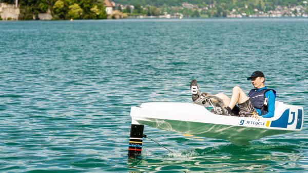 JetCycle surfe sur la vague des activités nautiques