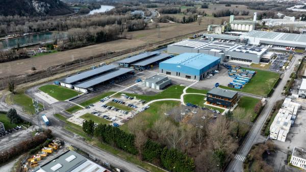 Lély Environnement, entreprise iséroise spécialiste du recyclage et de la gestion des déchets, a été rachetée par le Parisien Paprec.