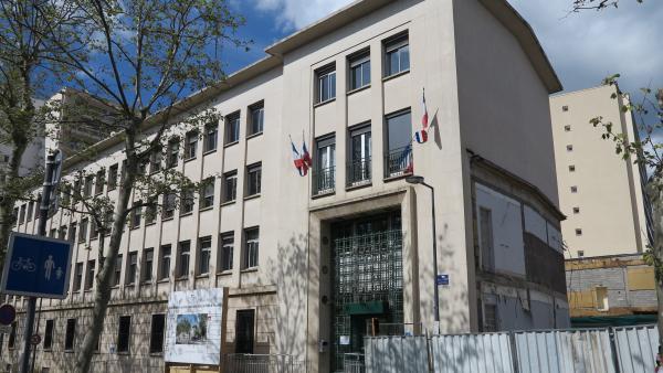Hôtel de police de Saint-Etienne, brefeco.com