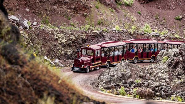 Le volcan de Lemptégy investit 2 millions d'euros et passe au 100 % électrique pour ses visites
