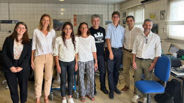 Pyrocapt - Les différents acteurs de cette reprise. Nicolas Perrin (3e en partant de la droite) est entouré de Christian Rut, à gauche, et Robert Zambardi, à droite.