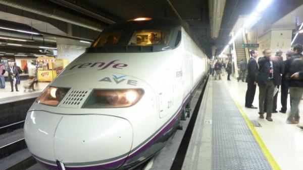 Pour la Renfe, les délais d'homologation de son matériel roulant sont trop longs en France.