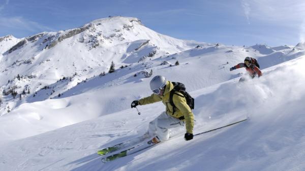 84% des séjournants pratiquent au moins une activité liée à la neige.