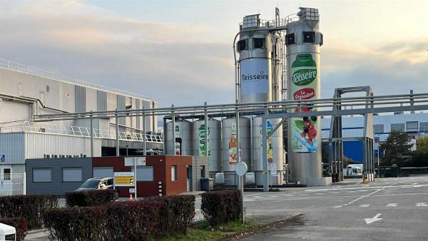 Depuis le 9 octobre 2025, les salariés de Teisseire Crolles sont en grève pour dénoncer la menace d'une fermeture de ce site historique.