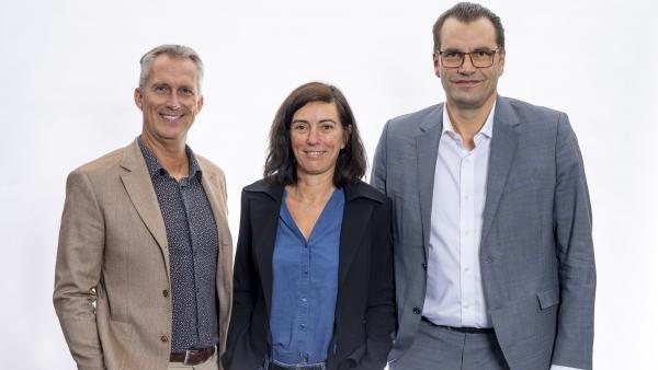 La gouvernance exécutive du groupe Samse, avec, de gauche à droite : Gilles Puissant, Karen Vaylet et Laurent Chameroy.