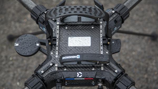 Hexadrone investit dans un site industriel