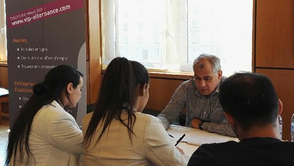 Le Medef Lyon-Rhône présente VIP alternance sur le Forum Entreprise et Alternance organisé par IAE de Lyon. 