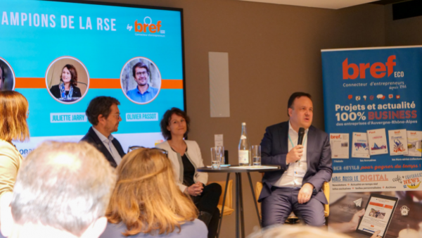 Olivier Passot (Revol), Juliette Jarry (Huggy le recrutement circulaire) et François Thuilleur (Paredes-Orapi) lors de la Matinale des dirigeants Bref Eco.