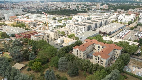 Les bâtiments de l’Autre Toit, de l'Éventail et de la Passerelle seront livrés respectivement en 2024, 2025 et 2026.