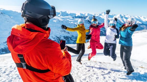 "Yoonly" veut ramener les millénials à la montagne