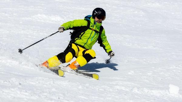 Le Ski-Mojo soulage les genoux des skieurs | Bref Eco