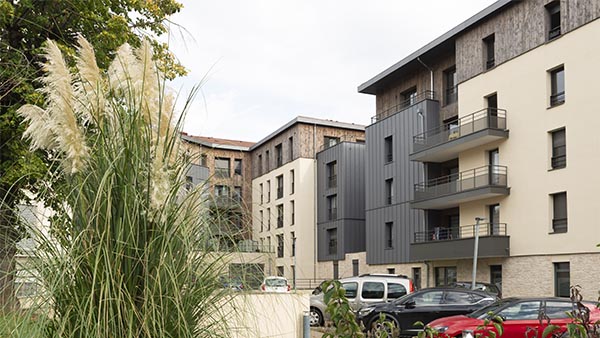 CONDRIEU - Création du nouveau quartier de l'ancien hôpital avec réhabilitation des anciens bâtiments et construction de logements, commerces, résidence RESEDA