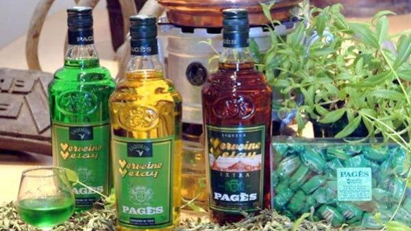 Serie Des Fetes Le Digestif Du Velay Une Valeur Sure Depuis 160 Ans Bref Eco